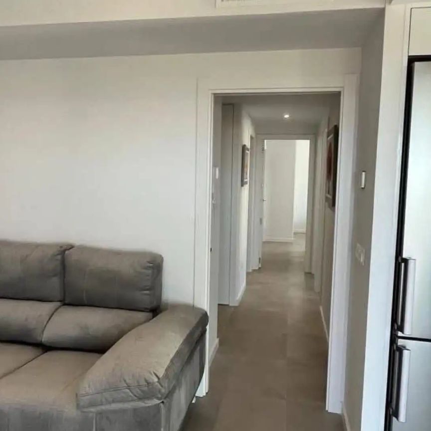 Piso de alquiler en Calle Jacinto Verdaguer, 25, Campoamor - Photo 1