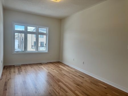 For Lease - 2948 Peter Matthews Drive, Pickering, Ontario - Photo 5