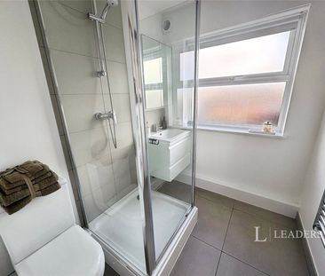 studio to rent Howard Place, Brighton, East Sussex, BN1 - Photo 4