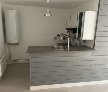 Location Appartement 2 pièces 38m² - Photo 2