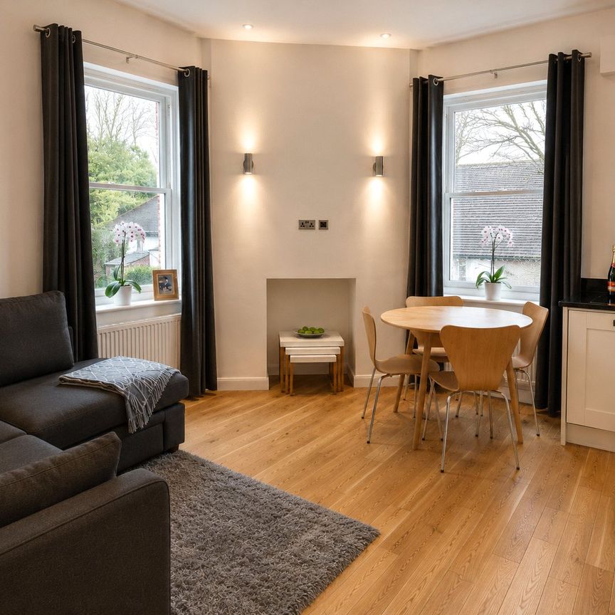 Woodcote Road, Epsom, Surrey, KT18 7QS - Photo 1