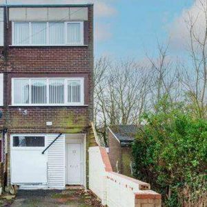 House share for Rent in Halton Lodge, Runcorn Handforth: Room 1 - Photo 3