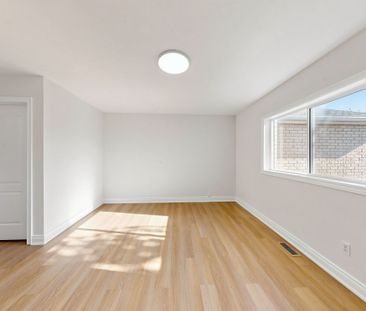 For Lease - 183 Freemont Street, Vaughan, Ontario - Photo 3