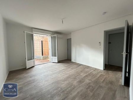 Location Appartement 2 pièces 31m² POITIERS 86000 - Photo 2