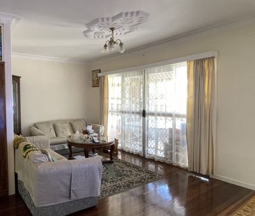 42 Queen Street, Scarborough QLD 4020 - House For Rent | Domain - Photo 1