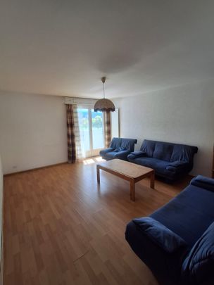 Appartement lumineux de 3.5 pièces avec balcon à La Chaux-de-Fonds - Photo 1