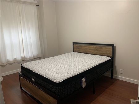 For Lease - 162 Darling Street Unit# Main Floor, Brantford, Ontario - Photo 2