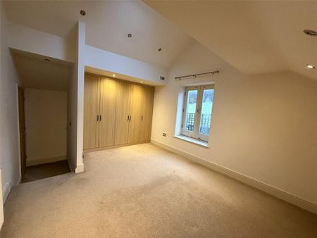 3 bedroom end of terrace house to rent - Photo 3