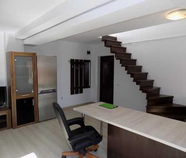 4 camere, 100 mp, prima inchiriere, zona strazii Buna ziua - Fotografie 4