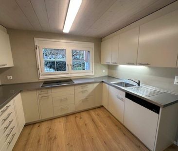 Grosszügiges Einfamilienhaus mit Gartenparadies, Sauna & Schwimmteich - Photo 6