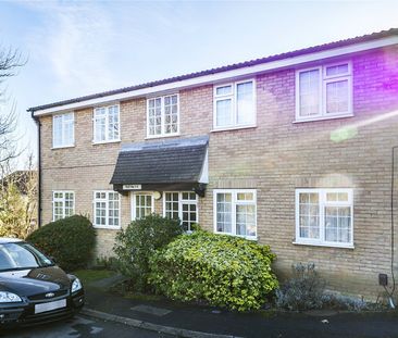 Minstrel Gardens, Surbiton, Surrey, KT5 flat to rent - Photo 6