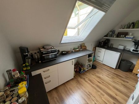 Gemütliche 2-Raum-Wohnung mit Dachterrasse an der Enckekaserne - Photo 2