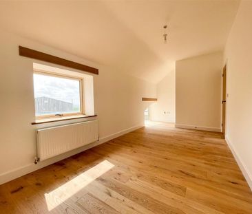 2 bedroom barn conversion to rent - Photo 1