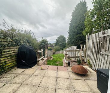Bucks Hill, Nuneaton, CV10 - Photo 1