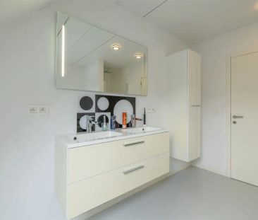 Heel royaal, recent, nabij station, rustig, label A met garage te Aarschot - Photo 2