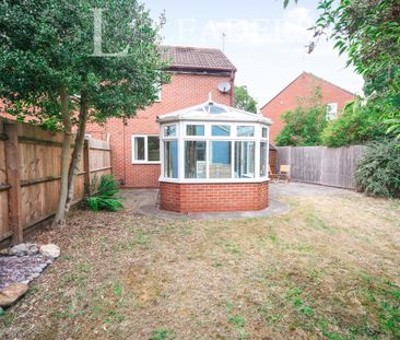 2 bedroom house to rent Brakesmead, Leamington Spa, CV31 - Photo 1