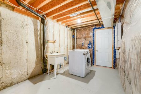 For Lease - 28 Benhurst Crescent, Brampton, Ontario - Photo 5