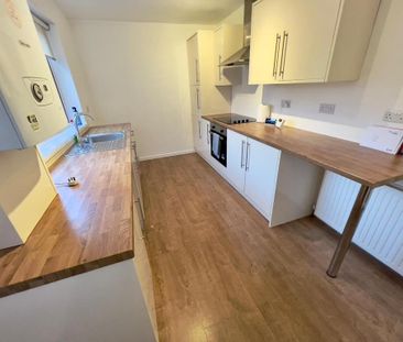 2 bedroom terraced house to rent - Photo 6