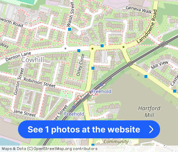 Block Lane, Chadderton, OL9 - Photo 1