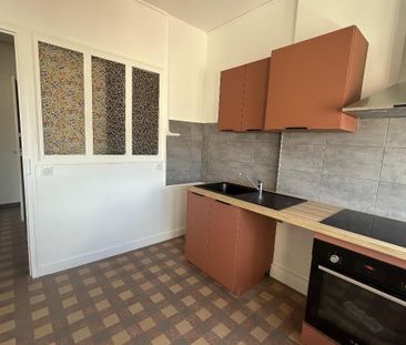 Location Appartement 3 pièces 92m² ST ETIENNE 42100 - Photo 5