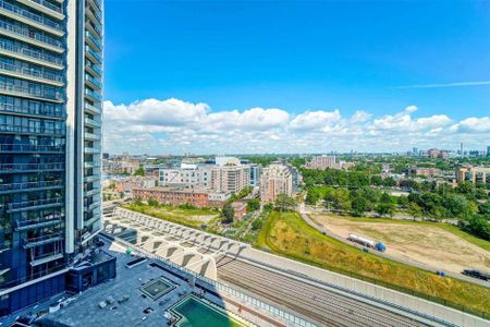 For Lease - 30 Ordnance Street Unit# 1308, Toronto, Ontario - Photo 2