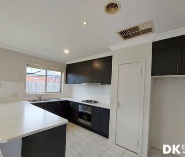 Family home in Tarneit - Photo 4