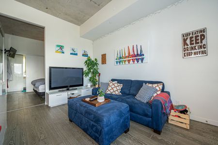 For Lease - 383 Sorauren Avenue Unit# 807, Toronto, Ontario - Photo 5