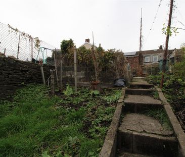 House - Terraced For Rent Fox Street, Treharris - Photo 6