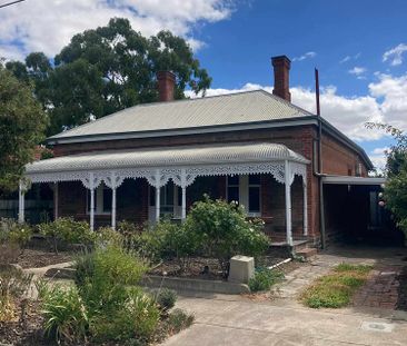 5-bedroom shared house / townhouse, Torrens Ave - Photo 2