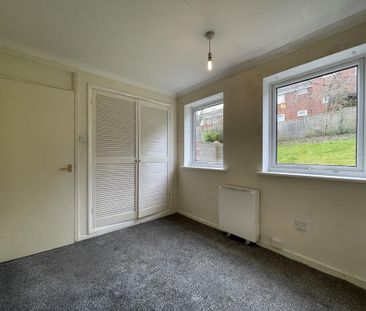 1 bedroom ground floor flat to rent - Photo 1