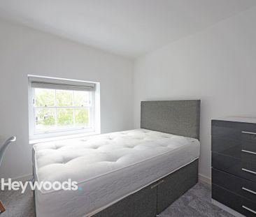 4 bedroom house of multiple occupation to rent - Photo 3