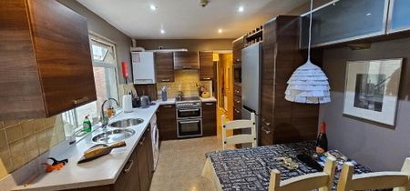 80 University Avenue, Belfast, BT7 1GY - Photo 2