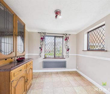 3 bedroom detached house to rent - Photo 3