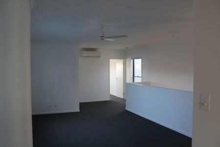 Modern Home in Central Location - Photo 4