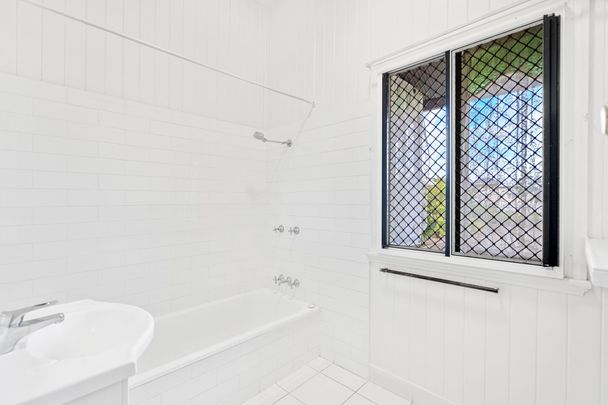 234b Warwick Road, 4305, Churchill Qld - Photo 1