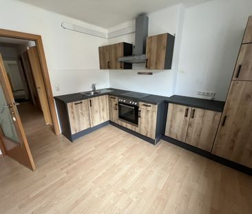 Bruck. Martin-Luther-Straße. Sehr schöne Wohnung mit Balkon für ein... - Photo 4