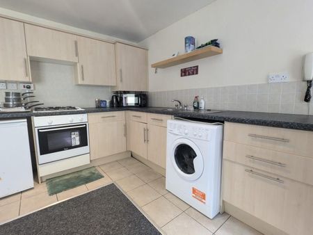 1 bedroom flat to rent - Photo 4