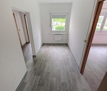 ++ barrierearme, schöne 3-Raum Wohnung in Limbach-Oberfrohna - gepf... - Foto 1