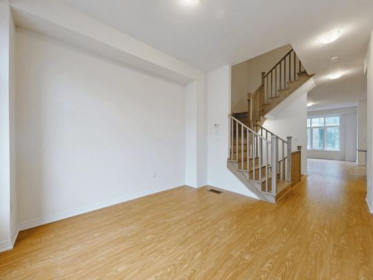 For Lease - 28 Millman Lane, Richmond Hill, Ontario - Photo 1