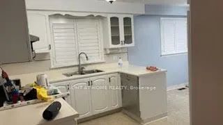 Detached Home For Lease | W9195011 - Photo 4