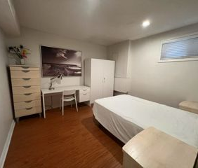 For Lease - 54 Cliffwood Road Unit# Unit B, Toronto, Ontario - Photo 1