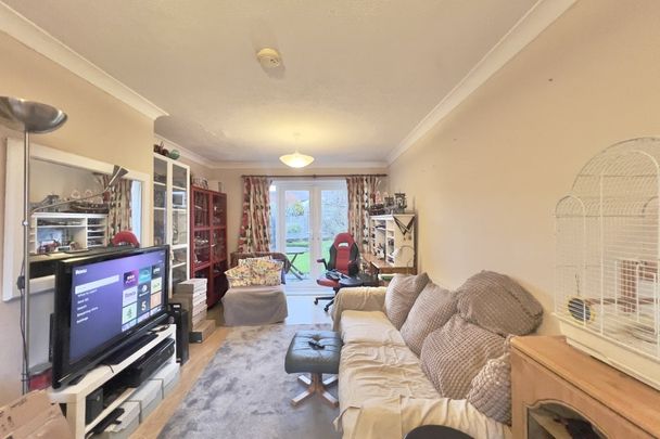 Durrants Path, CHESHAM - Photo 1