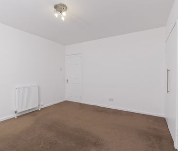 2 Bed Flat, Abbey Square, AB11 - Photo 3