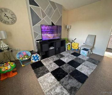 2 bedroom property to rent in Oldham - Photo 4