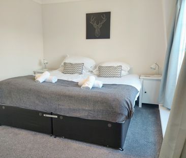 3 Bed Terraced House, Brunswick Mews, BN3 - Photo 1