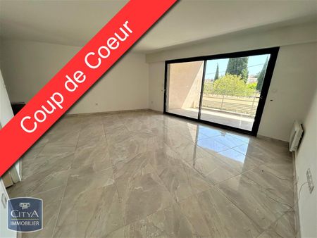 Location Appartement 4 pièces 80m² ISTRES 13800 - Photo 2