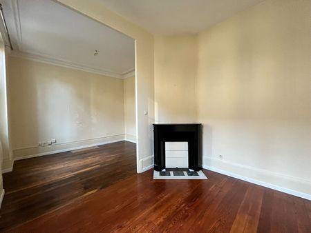 Location Appartement 1 pièce 37m² - Photo 3