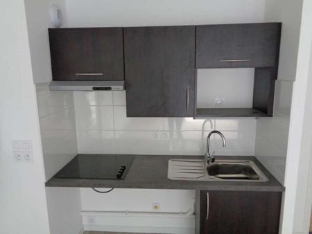 Location Appartement 3 pièces 55m² POITIERS 86000 - Photo 5