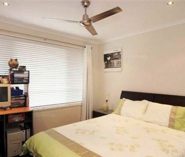 3-Bedroom Home in Central Palm Beach � Walk to Beach and Caf�s - Photo 4