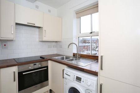 Studio to rent - Photo 3